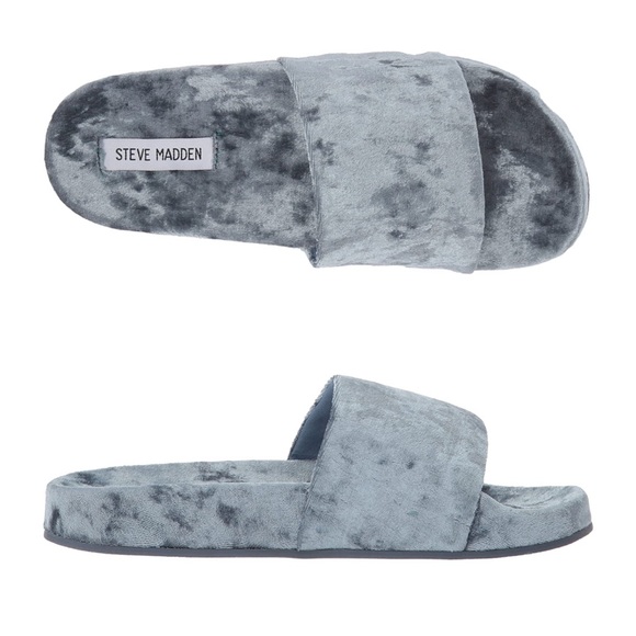 Steve Madden Shoes - Steve Madden Slush gray velvet slide on sandal